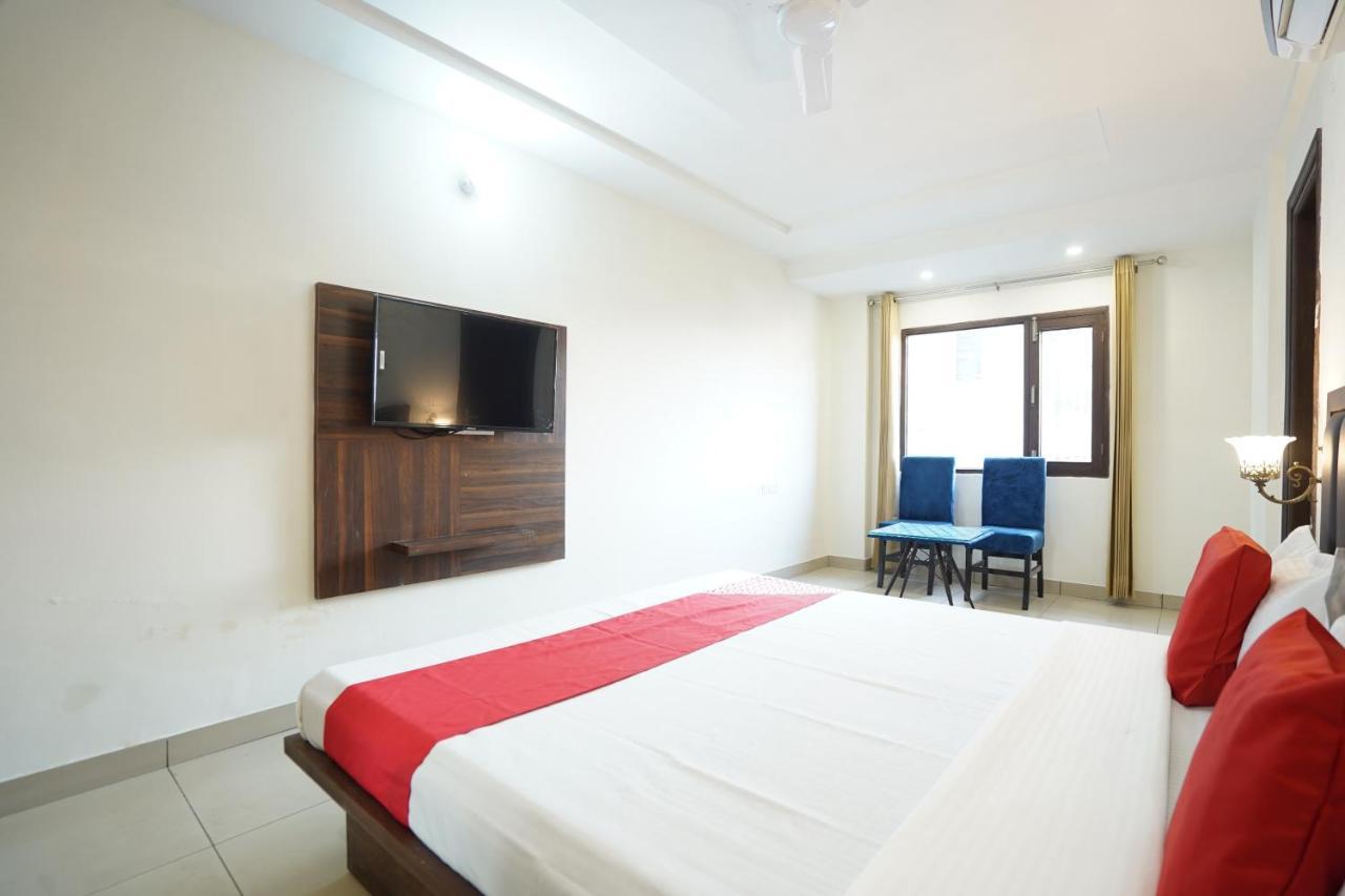 Hotel O Grey Orchid ลูดิฮานา ภายนอก รูปภาพ