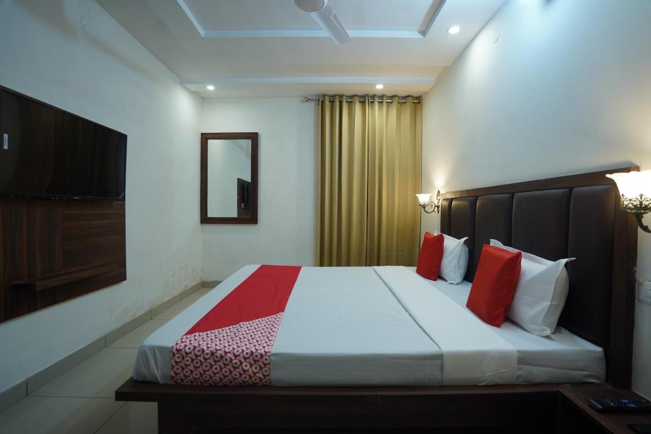 Hotel O Grey Orchid ลูดิฮานา ภายนอก รูปภาพ