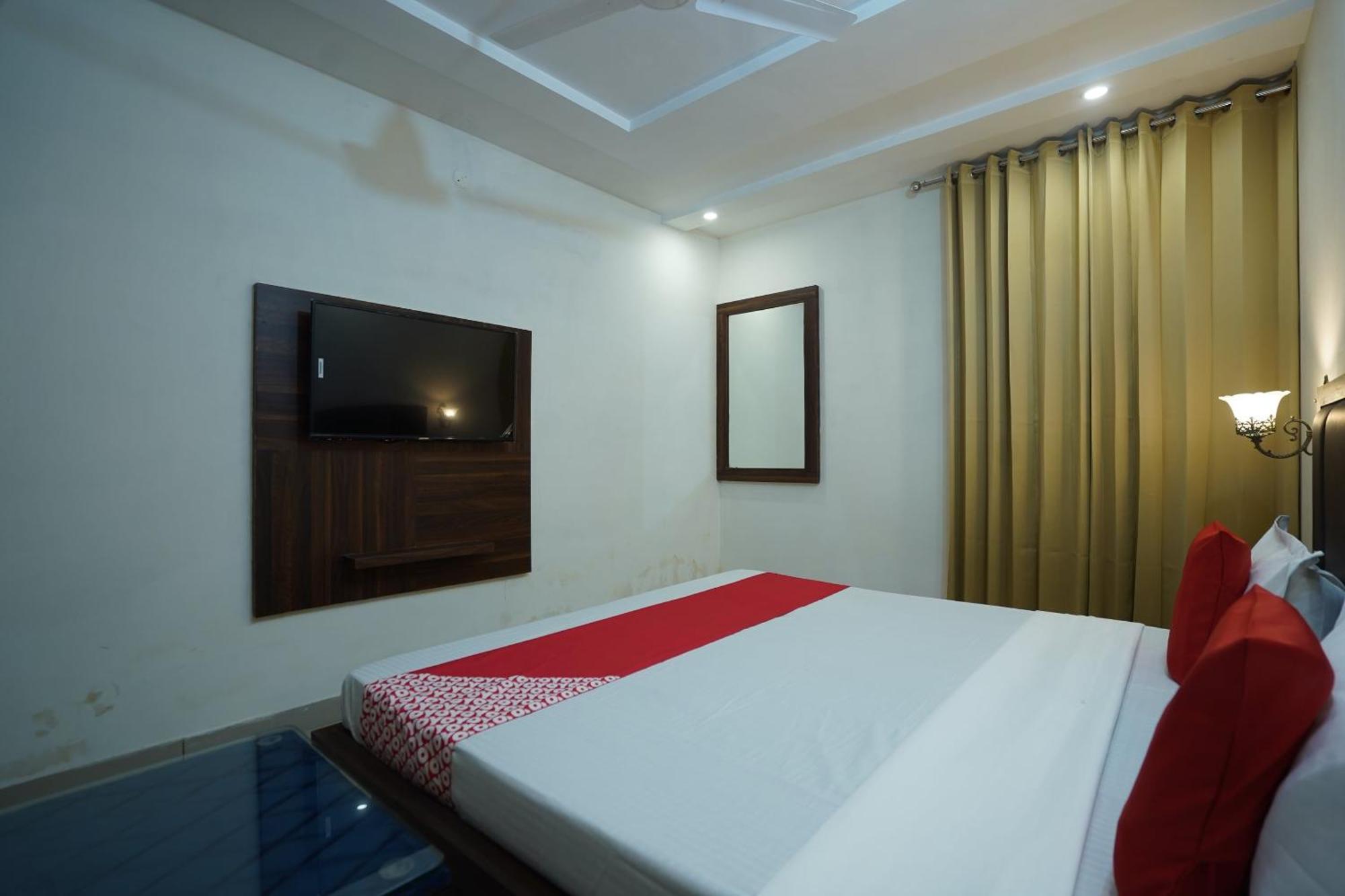 Hotel O Grey Orchid ลูดิฮานา ภายนอก รูปภาพ