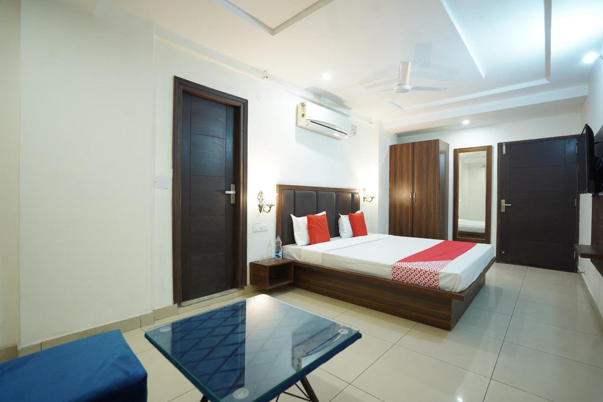 Hotel O Grey Orchid ลูดิฮานา ภายนอก รูปภาพ