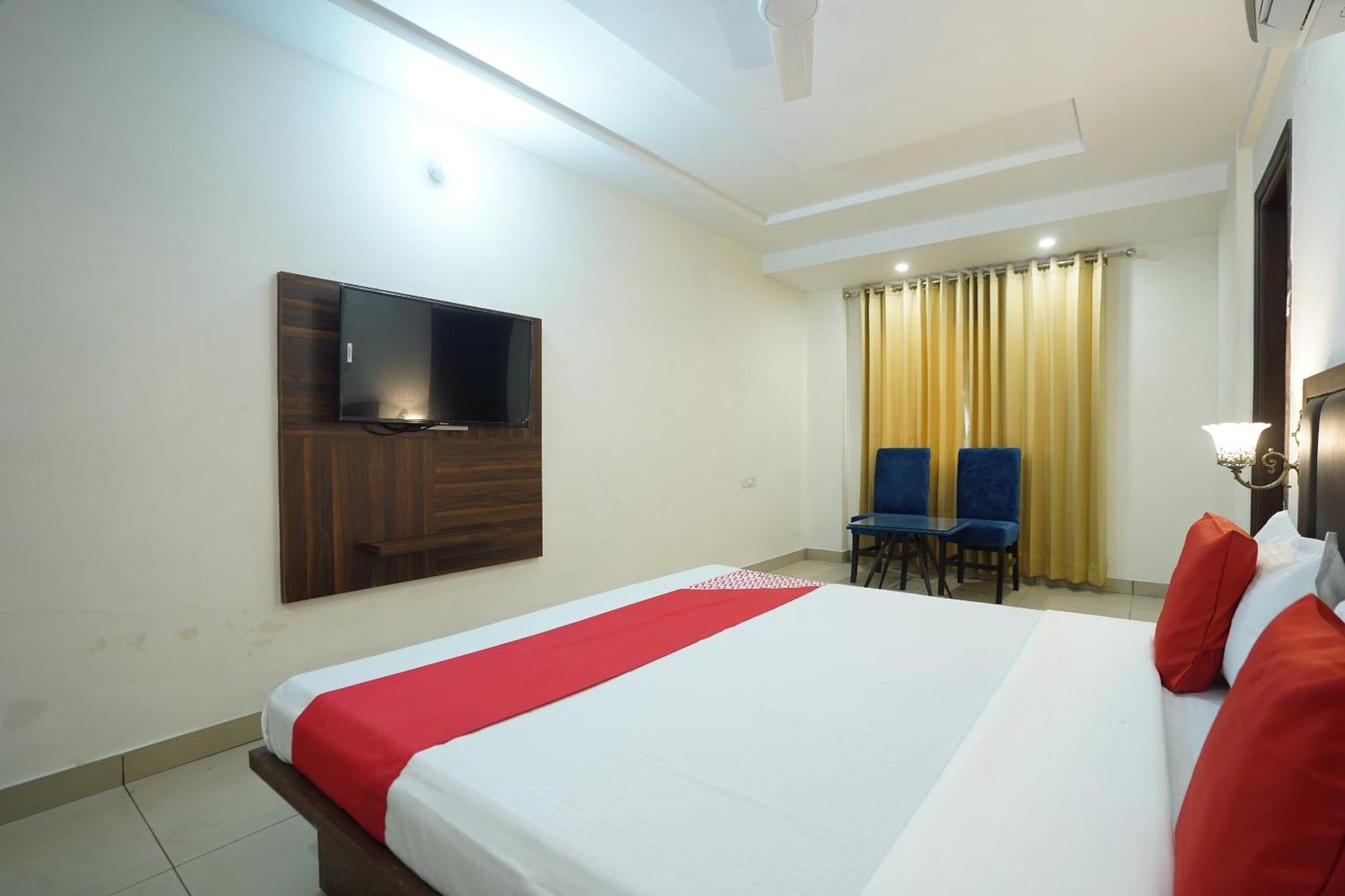 Hotel O Grey Orchid ลูดิฮานา ภายนอก รูปภาพ
